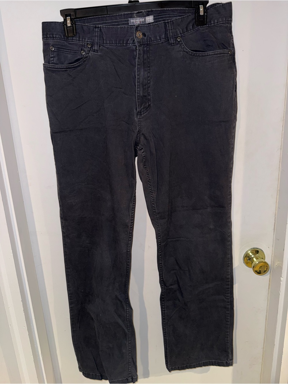 Van Heusen FLEX Men's 36x32 Straight twill pants - Charcoal